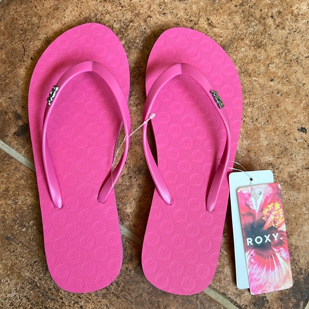 Roxy flip flops BRAND NEW/ NEVER WORN ☀️🌊😎⛱️